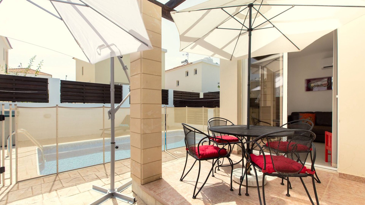 Pernera House | Villa Lana - Family friendly - Best location - Private fenced pool