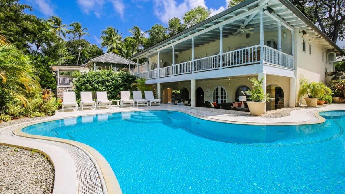 Molyneux Villa | Villa Landfall House, Sandy Lane by Fantasia Villas