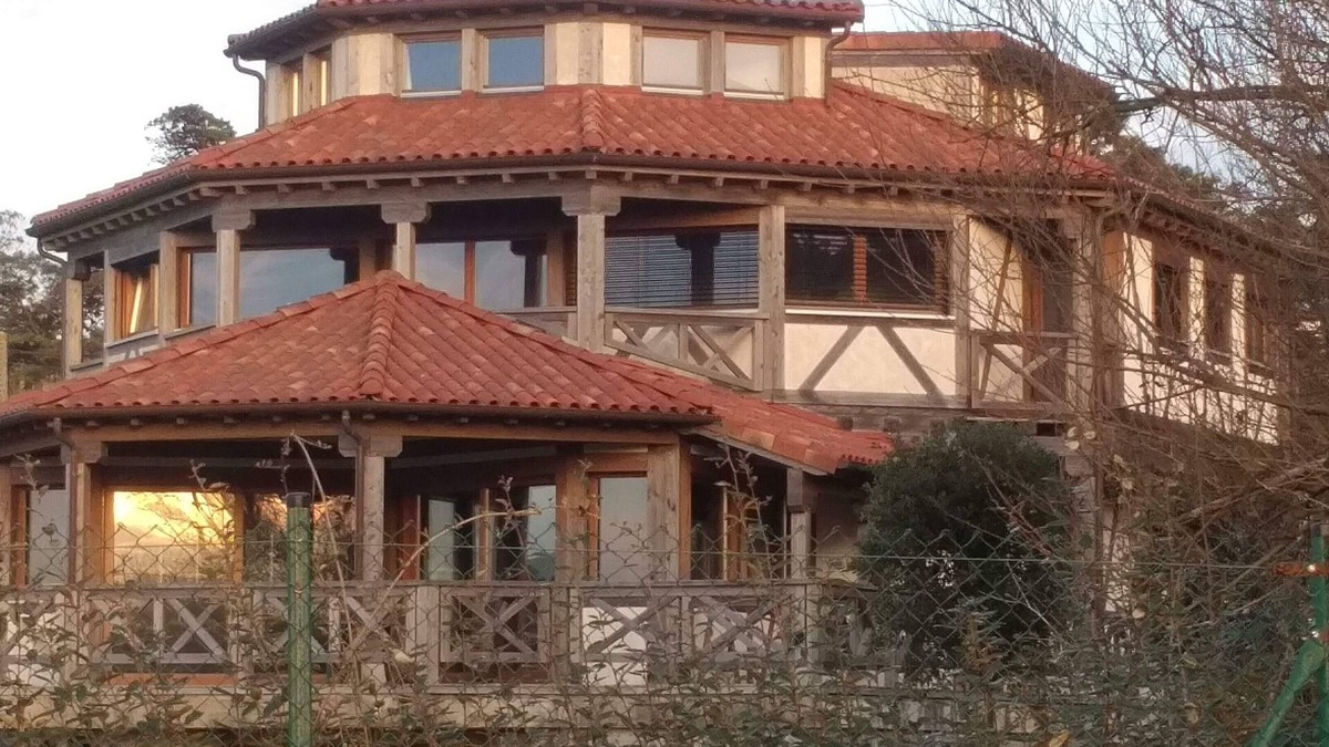 Somo Villa | Villa Las Arenas de Loredo, Beach House in Cantabria