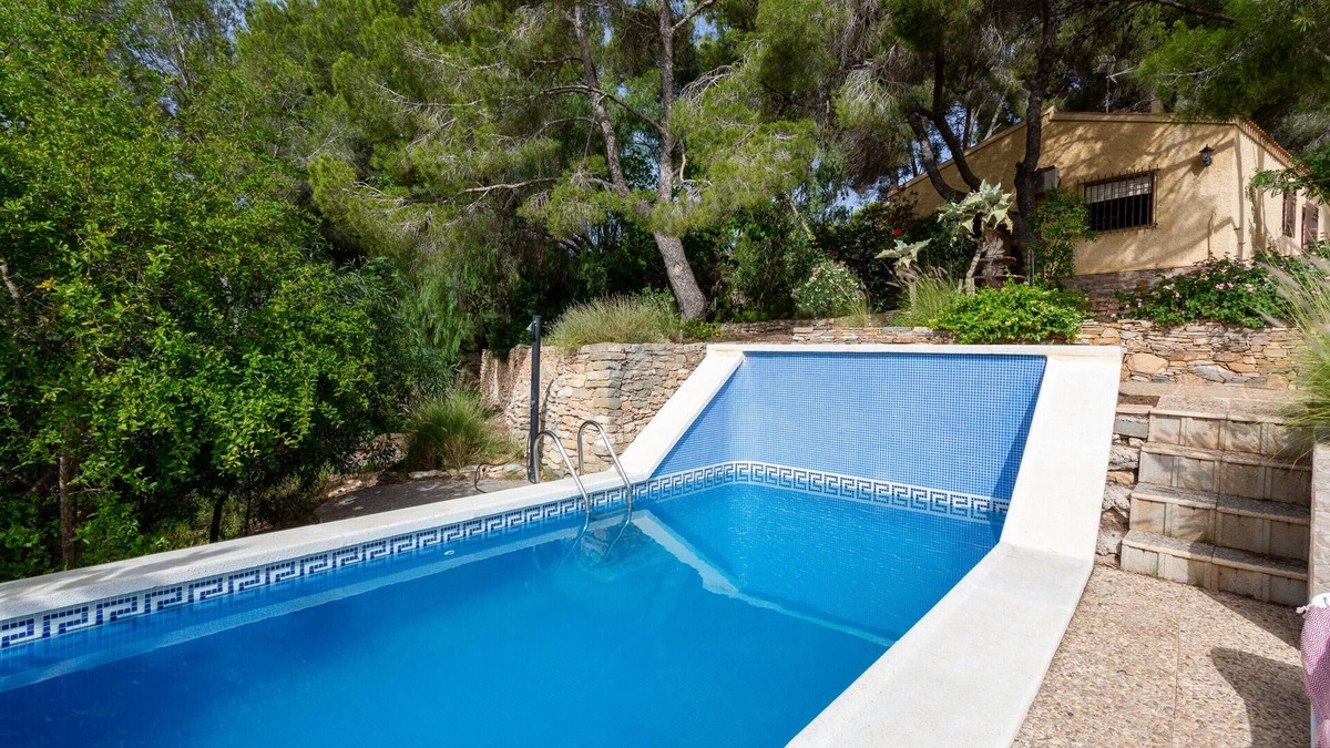 Pinar de Campoverde Villa | Villa 'Las Pedrizas' with Mountain Views, Private Pool and Wi-Fi