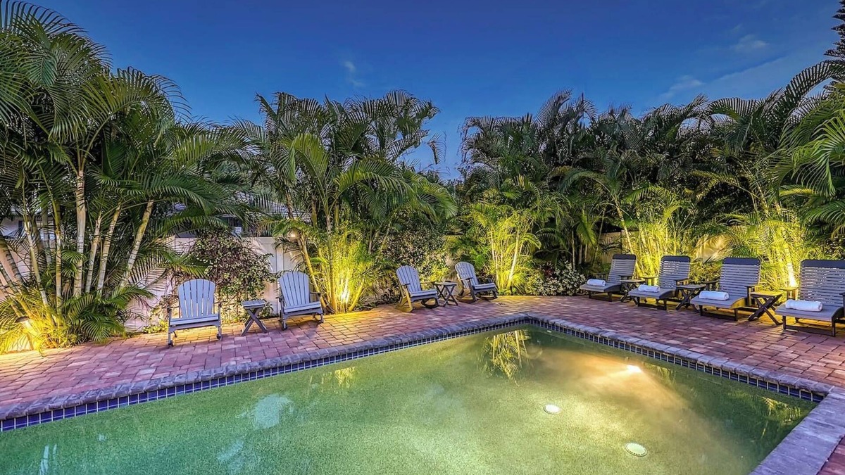 South Sarasota House | Villa Las Flores: Private Pool Renovation Sleeps 8