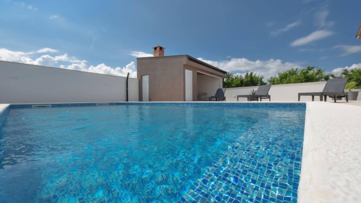 Velim House | Villa Laura by Interhome