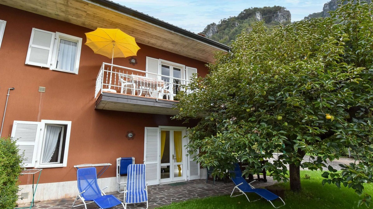 Vesta Apartment | Villa Laura by Interhome