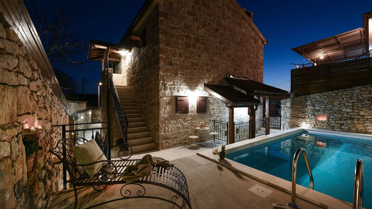 Pakostane Villa | Villa Laurana ZadarVillas