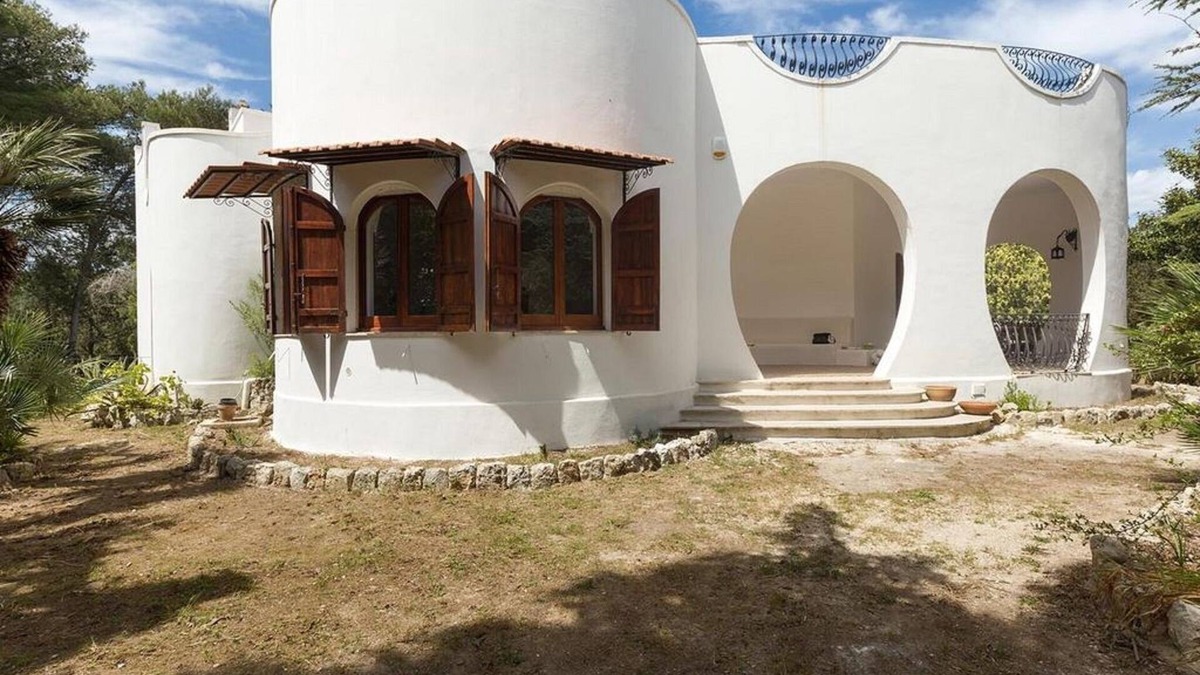 San Cataldo Villa | Villa Le Cesine a few steps from the sea