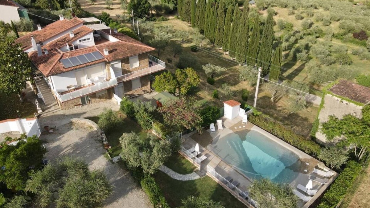 Florence Villa | Villa le statue is 5 km from the center of Florence, pool and private parking