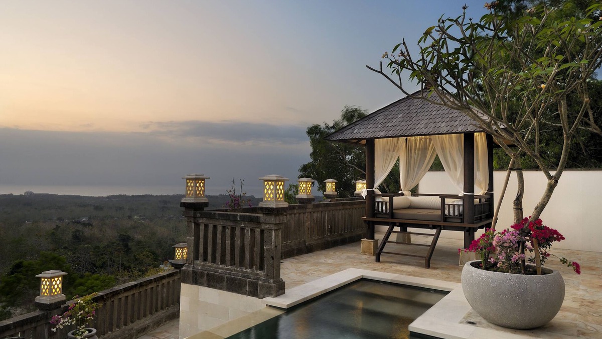 Ungasan Villa | Villa Leana - 4 Bedroom, family friendly inc. pool fence, cook and epic sunsets
