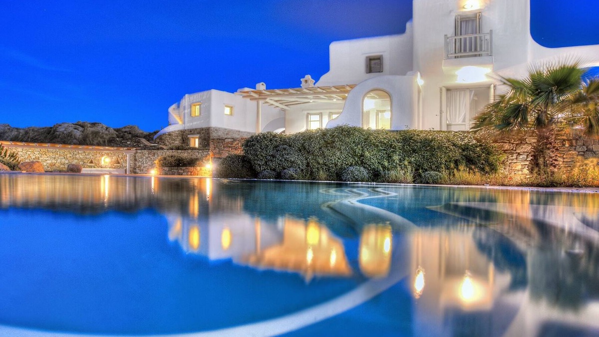 Paraga Villa | Villa Leto swimming pool