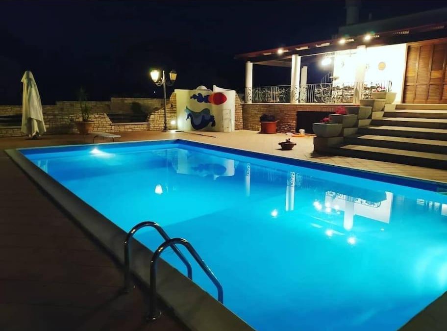 Trani Villa | VILLA LIANA swimming pool, relax, countryside