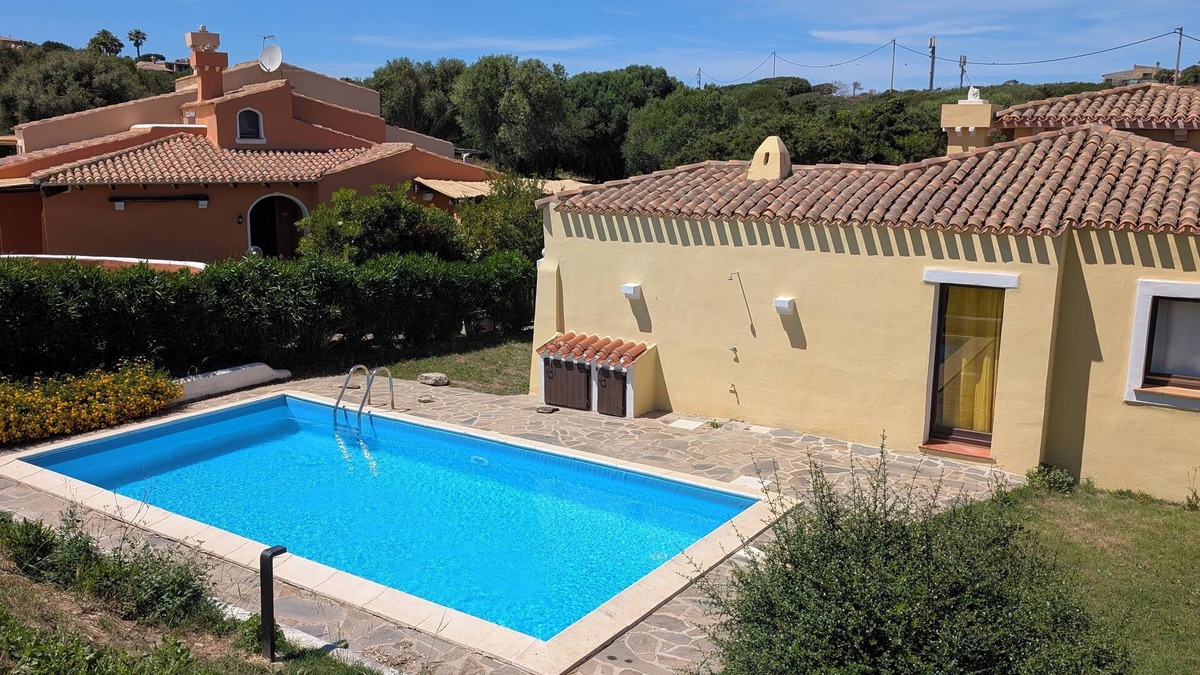 Punta De Su Turrione Villa | Villa Liliana: Your Private Oasis with Pool