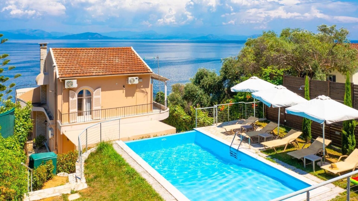 Dafnata Villa | Villa Litsa - Three Bedroom Villa, Sleeps 6