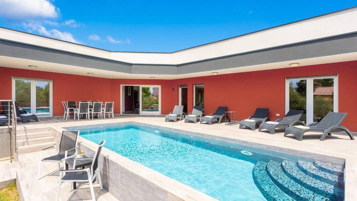 Krnica Villa | Villa LM - Four Bedroom Villa, Sleeps 9