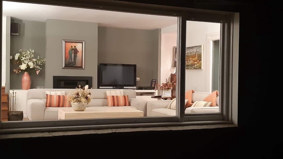Urduliz Villa | VILLA LOUISE BILBAO, IN A GREEN SETTING, CLOSE TO THE CITY AND BEACHES