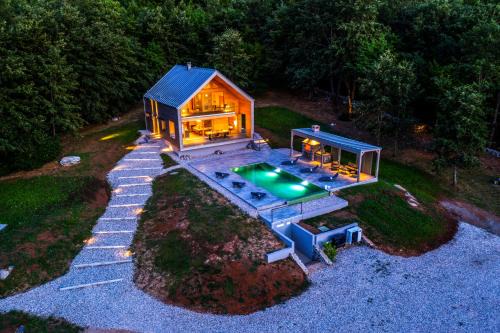 Lovinac Villa | Villa Lovelos