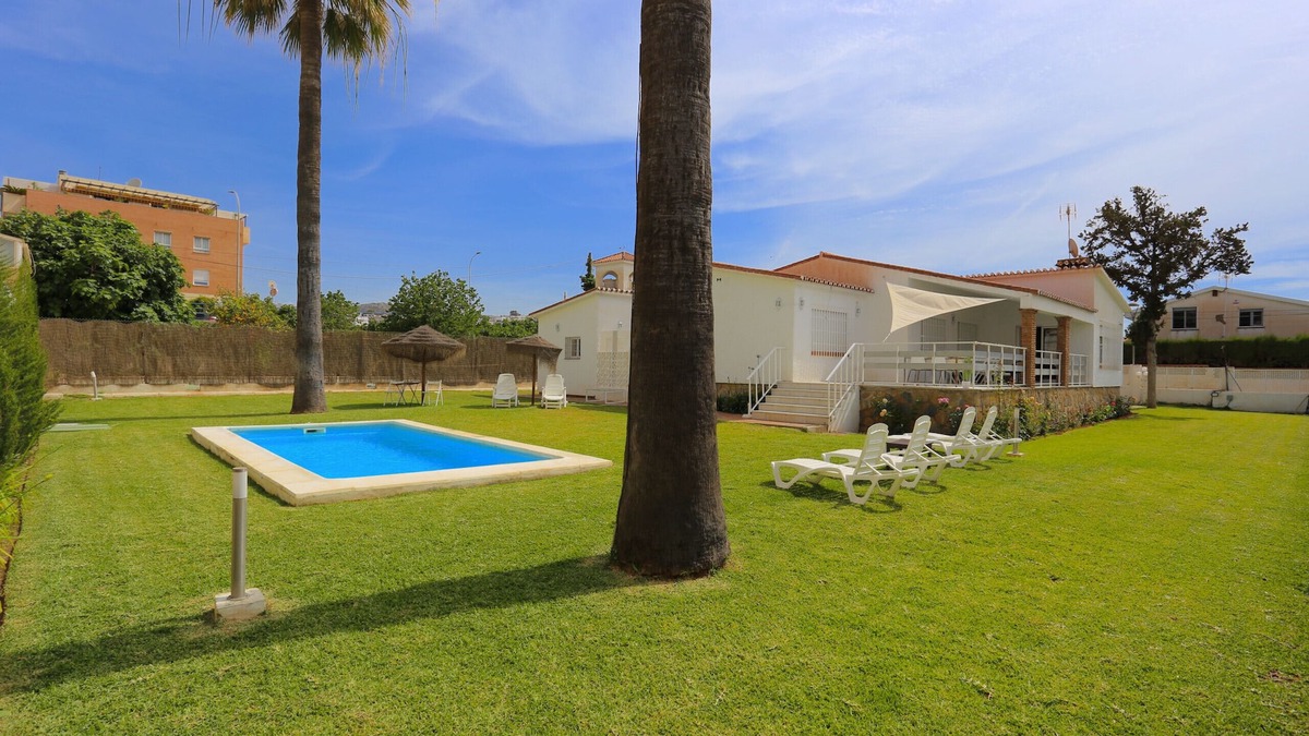 Torre de Benagalbon Villa | VILLA LUNA
