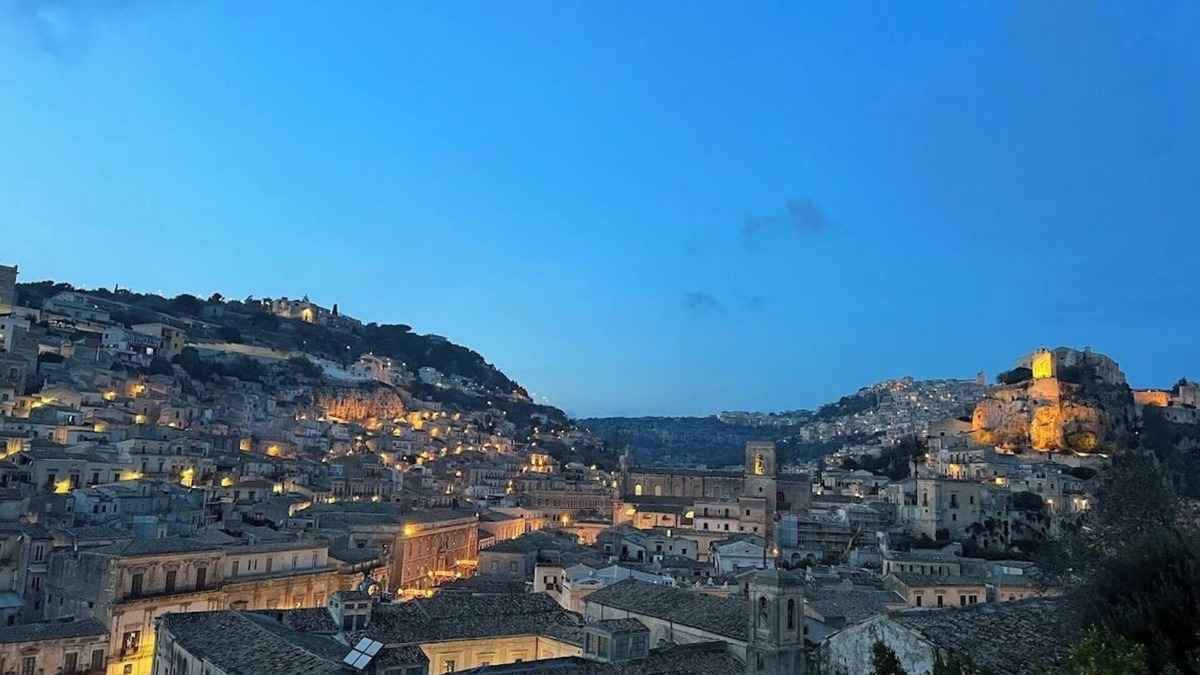 Modica House | Villa Luci - Traditional Modican villa in the center of town with great views!