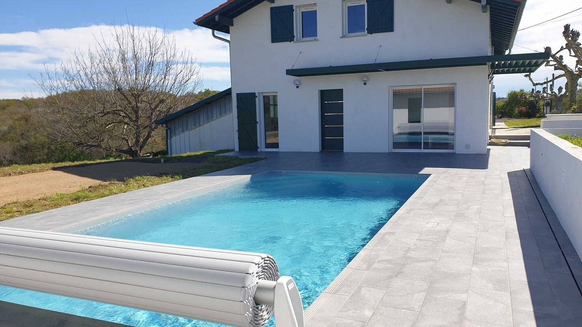 Briscous House | Villa Lumineuse Neuve Entièrement Équipée Avec 2 Chambres