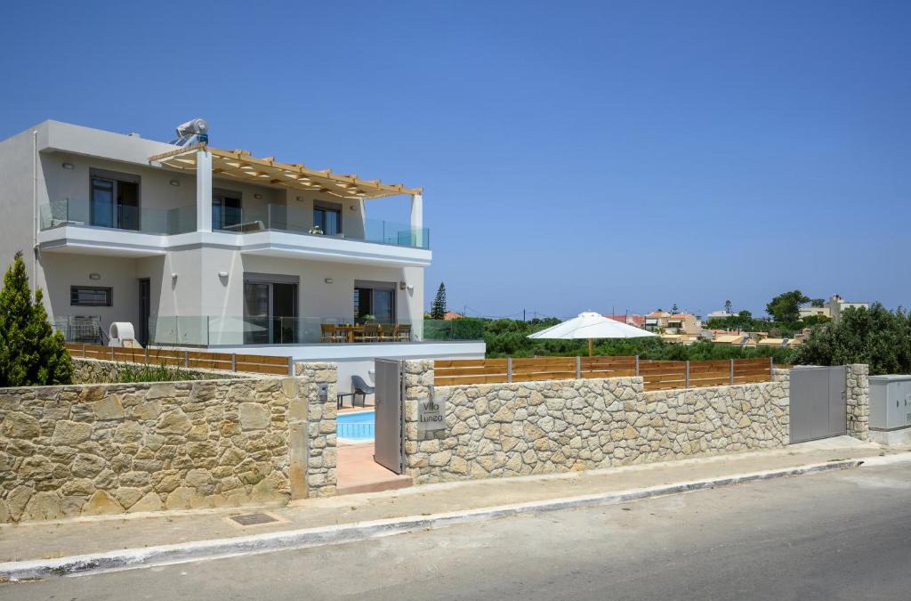 Kato Galatas Villa | Villa Lunea