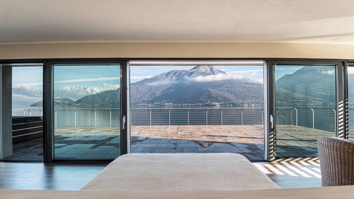 Vignola Villa | Villa Lux "Casa di Sasso" on Lake Como - from owners