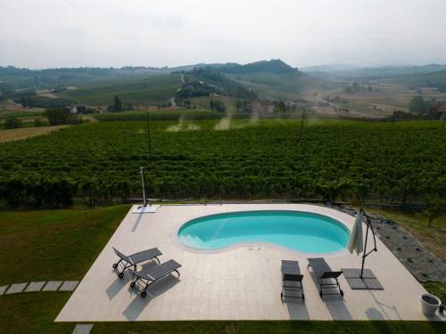 Agliano Terme Villa | Villa Luxury Vista Vigneti-Piscina Privata