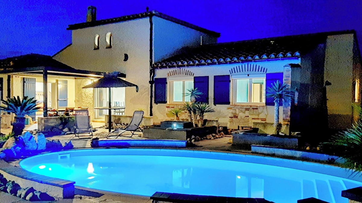 Espira de l'Agly Villa | Villa Méditerranéenne 4 Chambres Plain-pied Avec Magnifique Piscine, Climatisée
