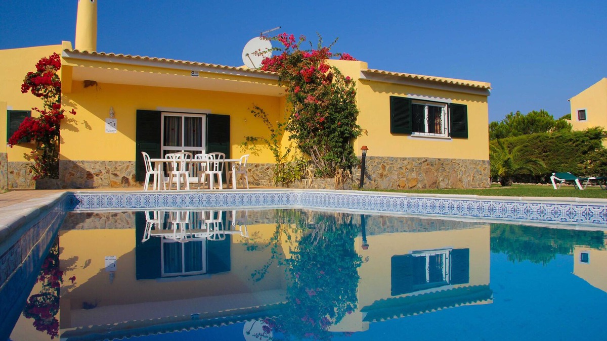 Almancil Villa | Villa Maça-huge villa perfect for families in 3acre farm near Quinta do Lago