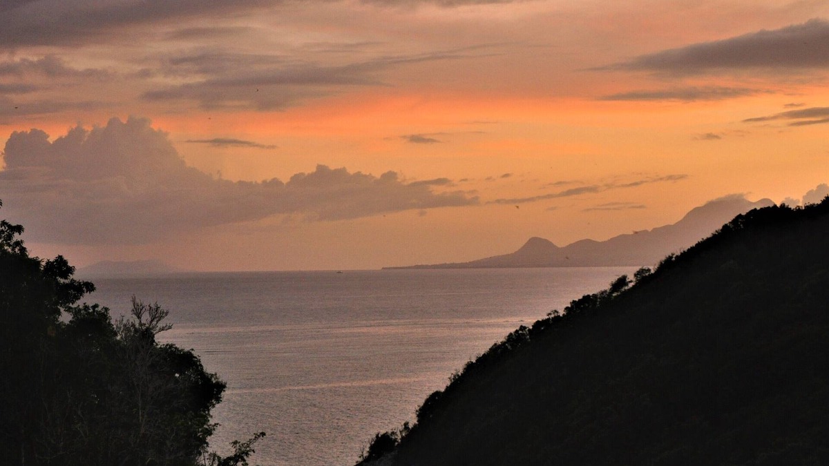 Saint Felix House | villa MAGAR standing overlooking the sea Pool and Jacuzzi