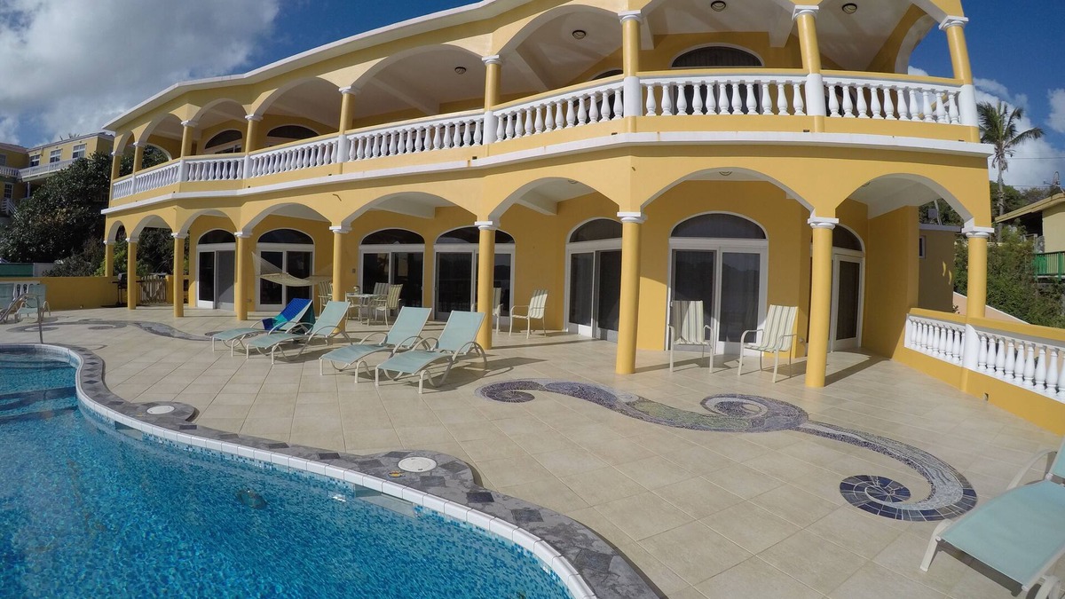Tropaco Point Villa | Villa Magens