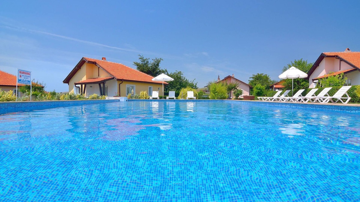 Bryastovets House | Villa Magnolia with Pool