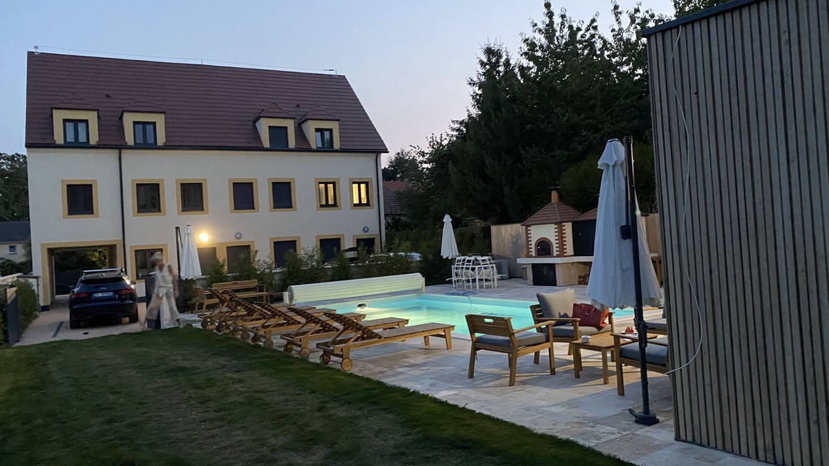 Magny-le-Hongre House | VILLA MAGNYSOLAR 1 5 minutes from Disneyland Paris