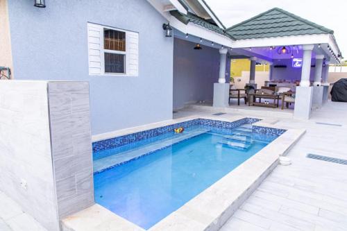 Falmouth House | Villa Maison de Soleil