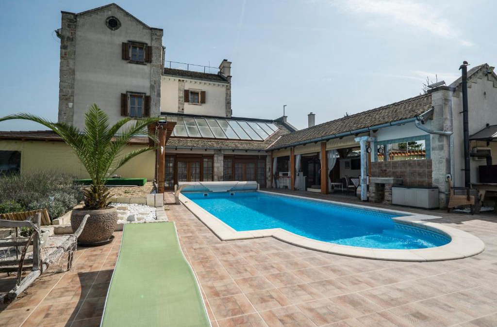 Pusztazamor Villa | Villa Malom Luxury Resort
