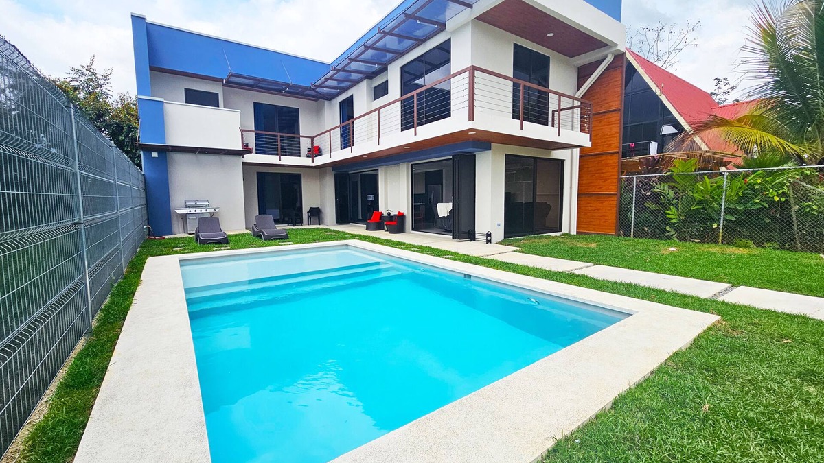 La Fortuna Villa | Villa Mandalá La Fortuna - Families & Friends Getaway!
