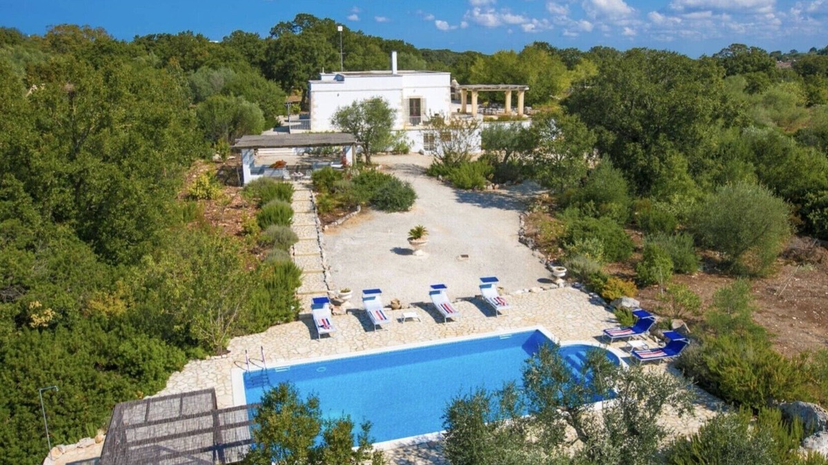 Ostuni Villa | Villa Mandorle Spectacular Location .Breathtaking Views ,Private pool .wi fi