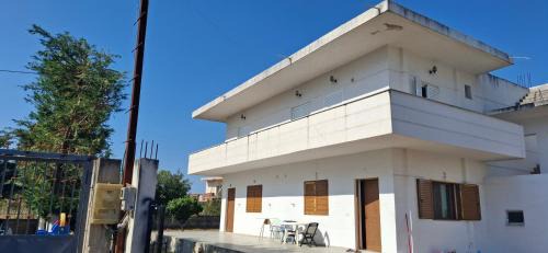 Delvine House | Villa Margot