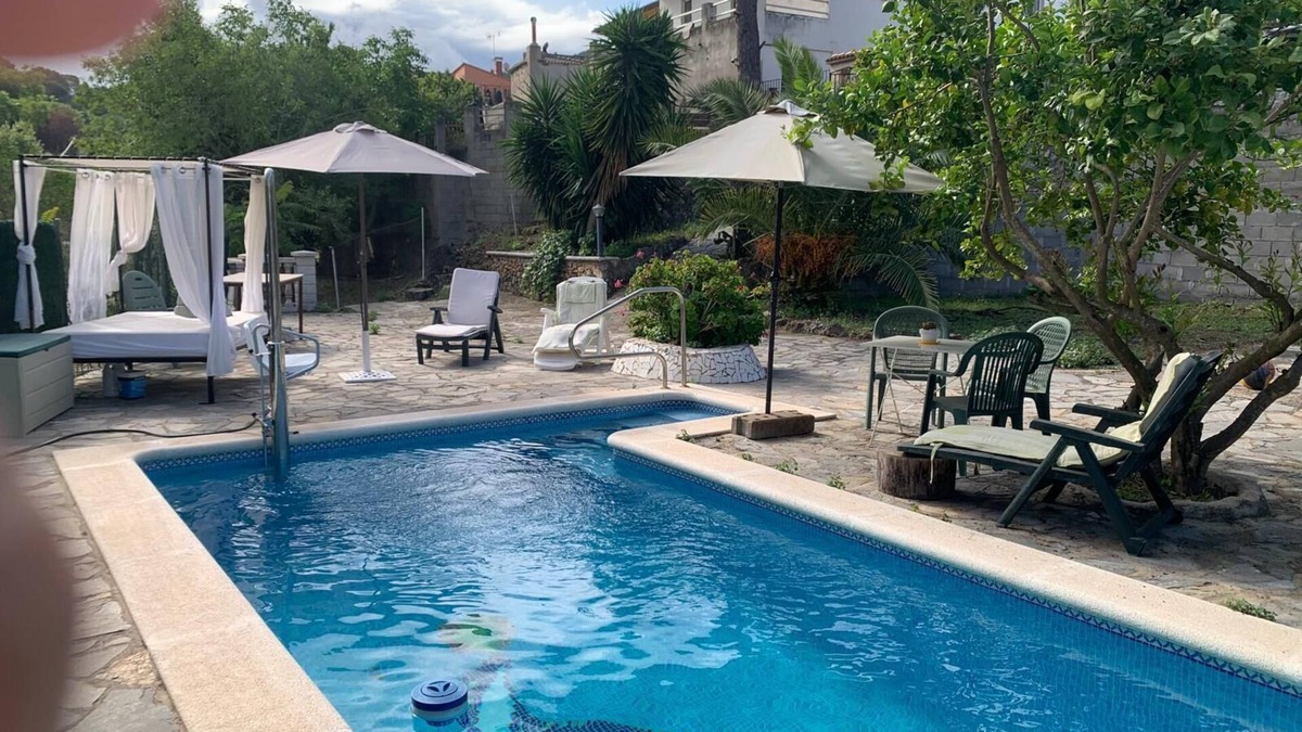 Olesa de Bonesvalls House | Villa Maria Mercedes