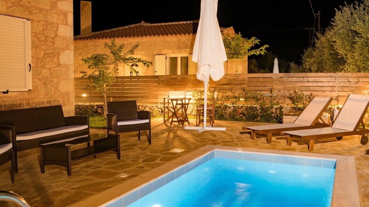 Lefktro Cottage | Villa Maria. One bedroom cottage with private pool