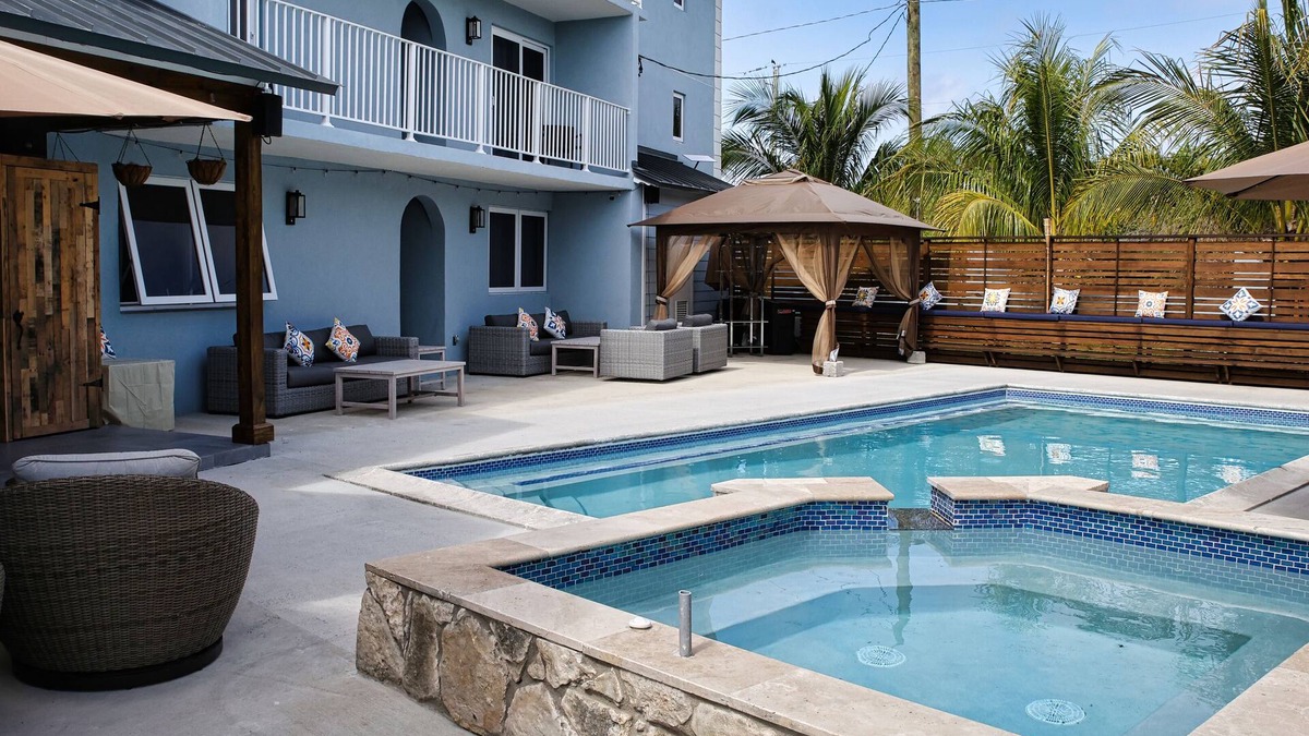Bahamas Terrace Hotel | Villa Marina Suites