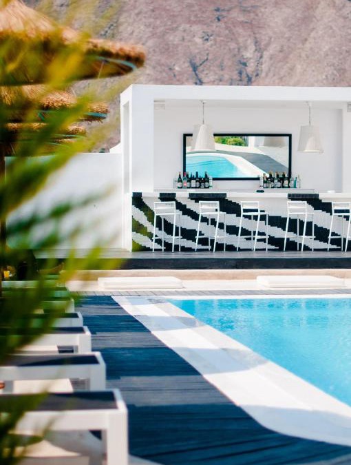 Perivolos Hotel | Villa Markezinis