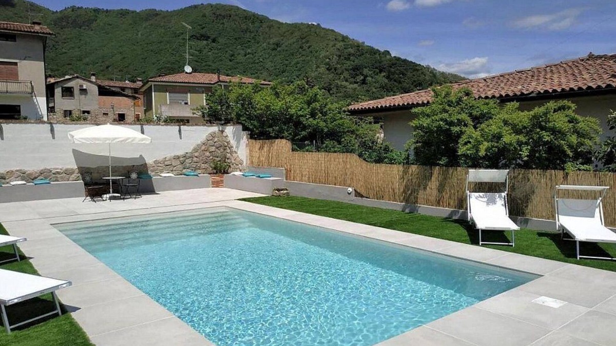 Miane House | Villa Marsica F: A modern and graceful studio apartment immersed in a splendid landscape, in the heart of a wonderful little town, with Free WI-FI.