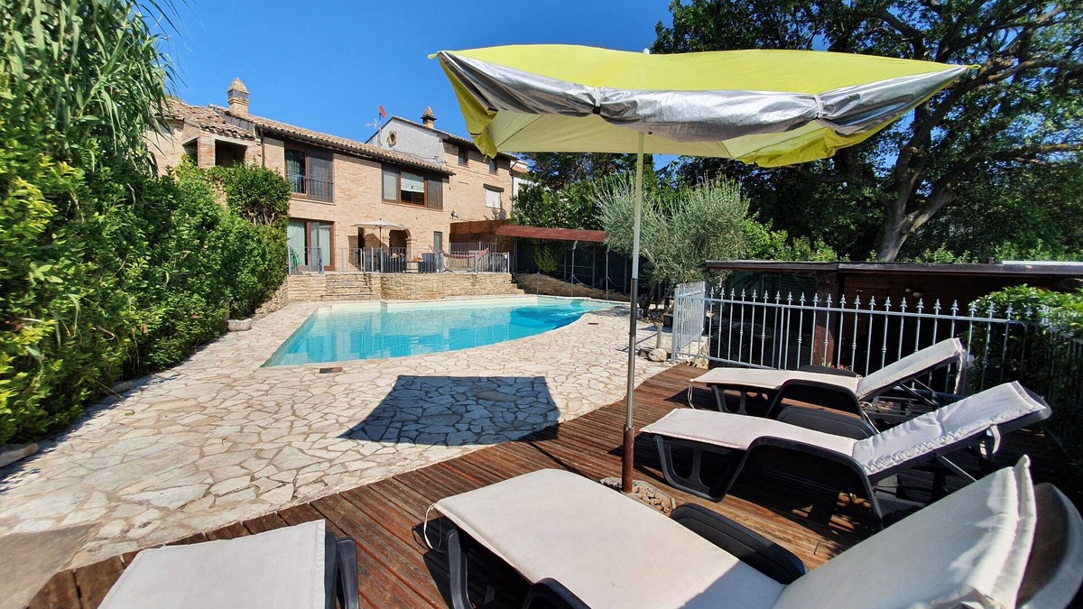 Montegranaro Villa | Villa Martin with pool for 6 people, 2 bedrooms, 3 bathrooms, a few km from the sea