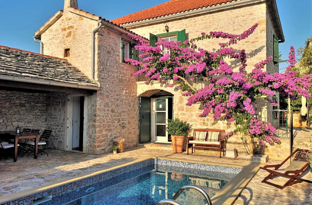 Mirce Villa | Villa Maruka