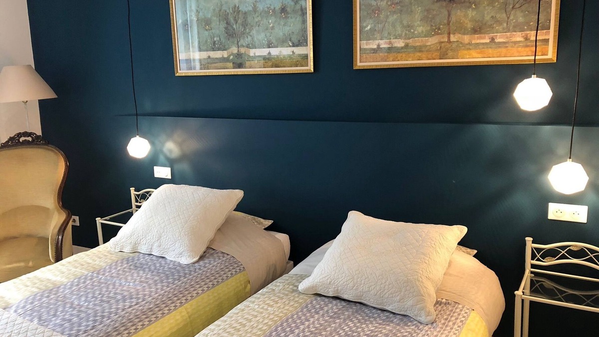 Amboise House | Villa Mary