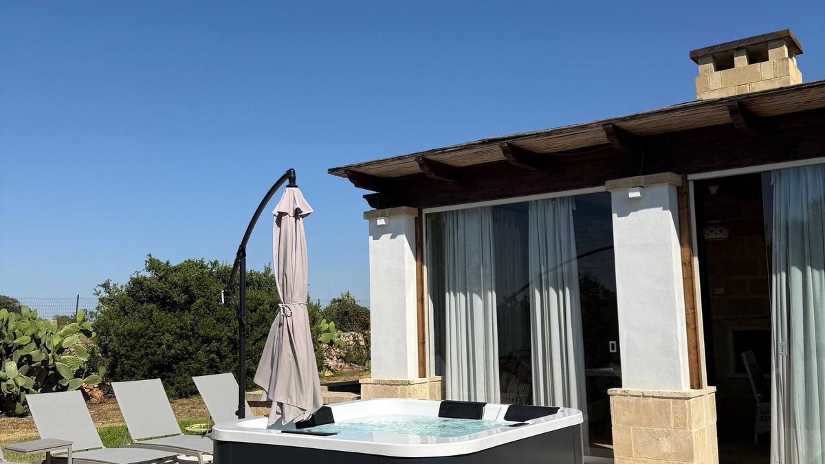 Alezio House | Villa Mary with a big garden and swimming pool