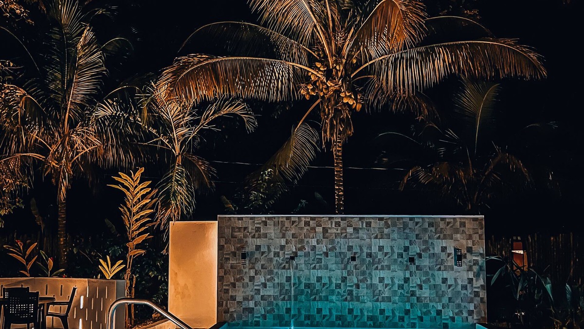 Bullet Tree Falls Hotel | Villa Massis Luxury Jungle Villas