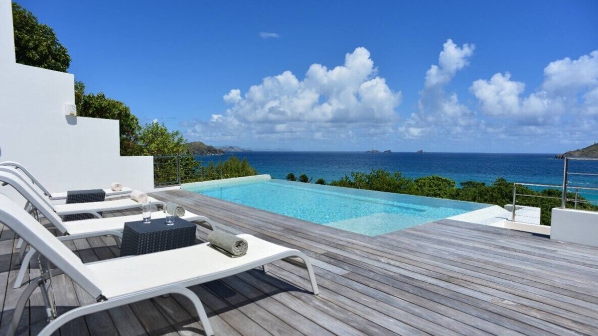La Grande Montagne Villa | Villa Matajagui by Fantasia Villas