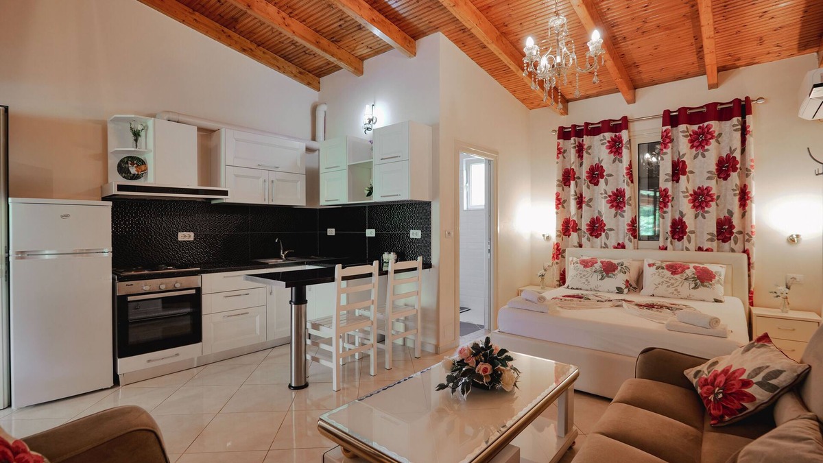 Qazim Pali Hotel | Villa Matilda