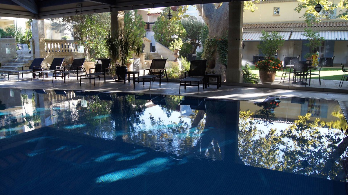 Aigues-Mortes Medieval City Hotel | Villa Mazarin Aigues Mortes