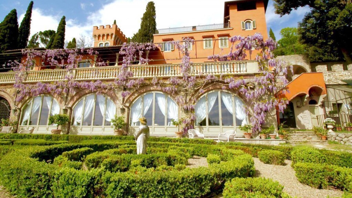 Careggi Rifredi Villa | VILLA MEDICEA - Seven Bedroom Villa, Sleeps 25