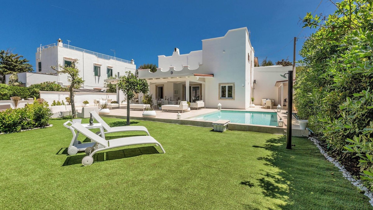 Ostuni Villa | Villa Mediterranea by Perle di Puglia